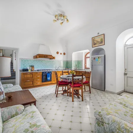 De Vivo Realty - Casa Lauro Positano