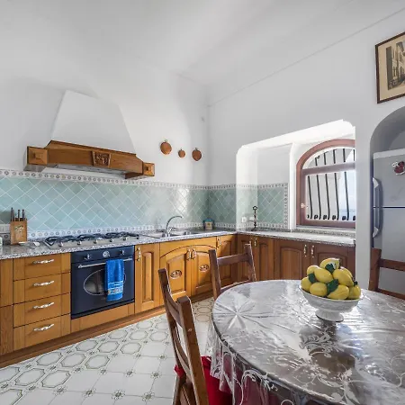 De Vivo Realty - Casa Lauro Positano