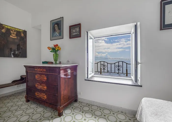 Casa Lauro - De Vivo Realty * Positano