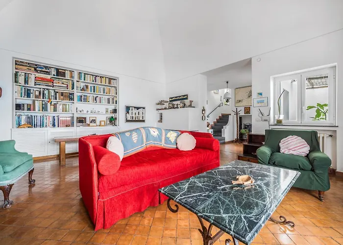 Casa Lauro - De Vivo Realty *