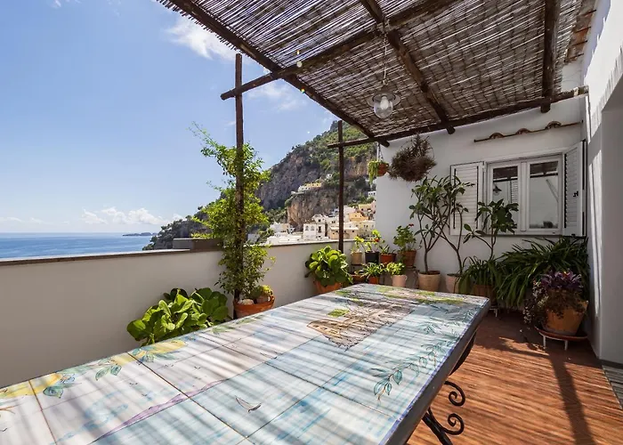 Casa Lauro - De Vivo Realty * Positano